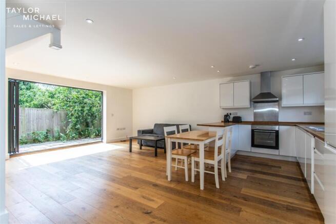 Kitchen / Living Room