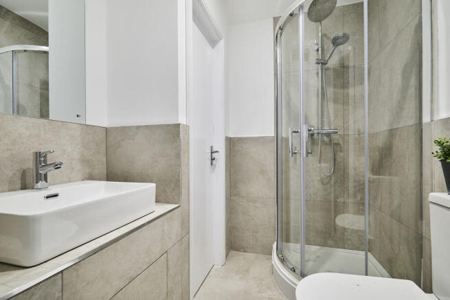 6 bed Terraced for sale Image 8