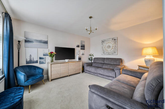 2f77cdbbd16e49d1af118d577a6cd9ad