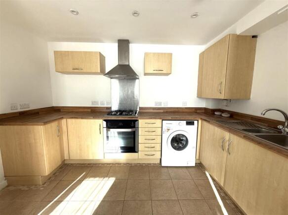 2 ghc kitchen d.jpeg