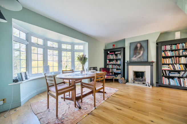 1409115-38-69bbd7...