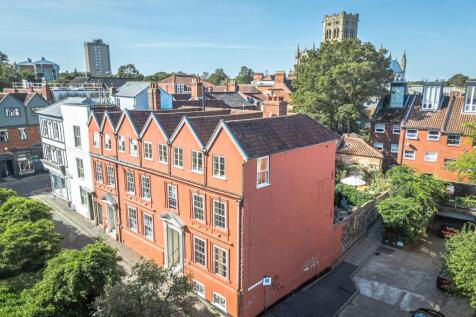 Historic Home with Four Bedrooms Across Three Floors in Norwich