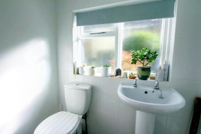 Annex Ensuite.jpg