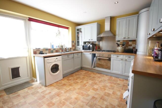 Kitchen/Breakfast Rm