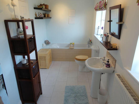 Photo 16