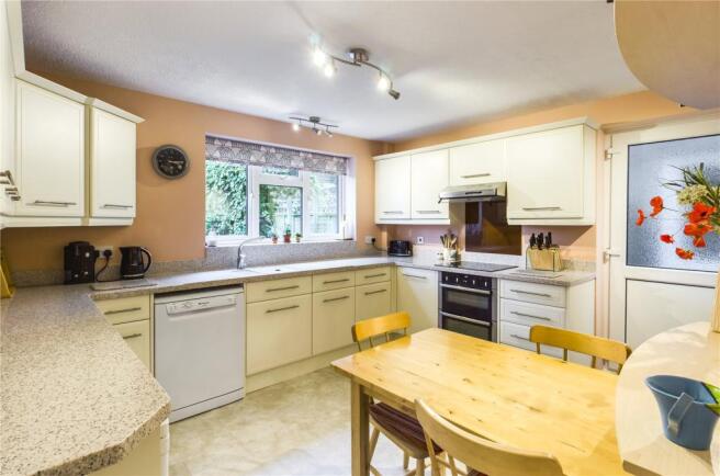 Kitchen/ Breakfast