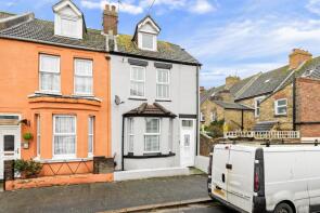 33, Invicta Road, Folkestone CT19 6EY