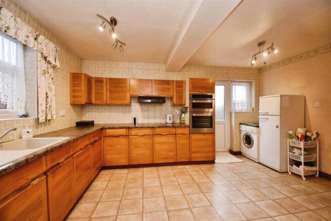 a49d83df-U 20 2820 29.JPG