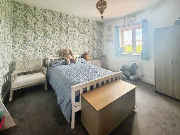 3 bed Detached for sale Image 9