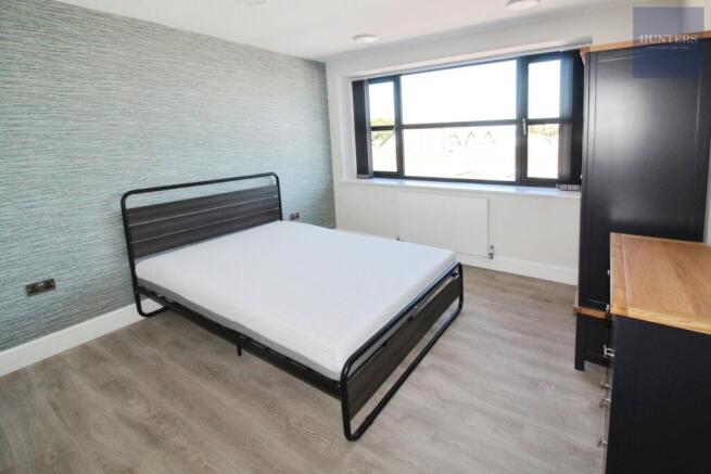 2 bed Flat to rent Image 5