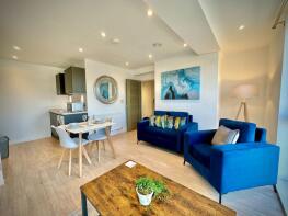 Flat 42, 4, High Street, Bristol BS48 1DJ