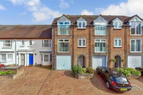 29, Henty Gardens, Chichester PO19 3DL