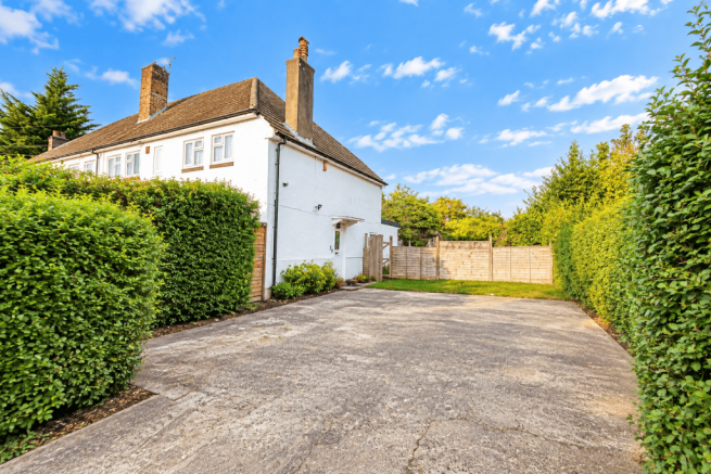 Highmead Crescent, Wembley, Middlesex HA0 4EE