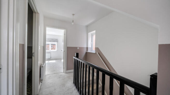 3 bed Semi-Detached for sale Image 9