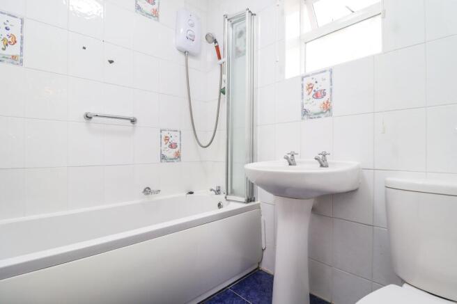 Lingwood Road, Great Sankey, Warrington photo 4
