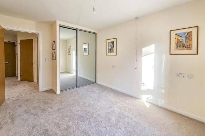 1 bed Flat for sale Image 11