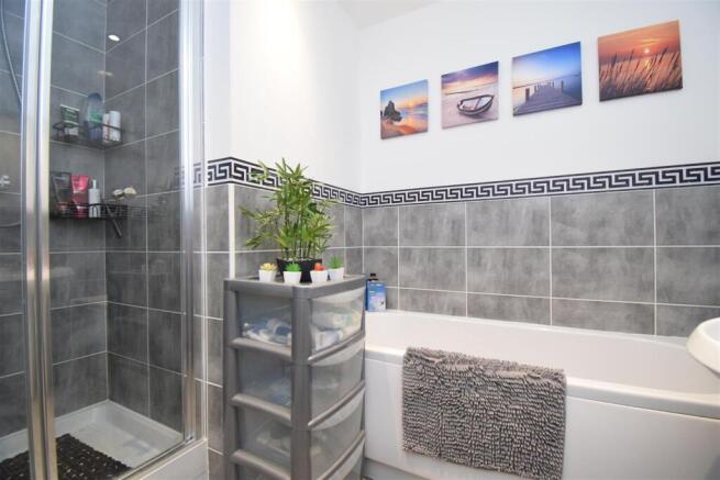 1 bed Flat to rent Image 8