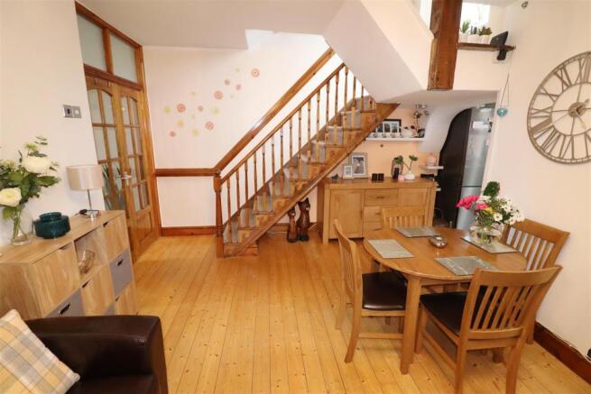 Dining Room 2.JPG