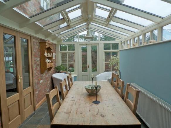 Sun/Dining Room