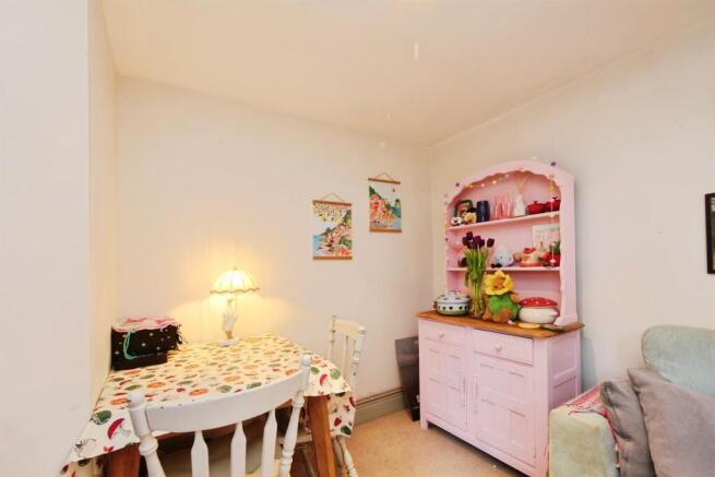 1 bed Terraced for sale Image 4