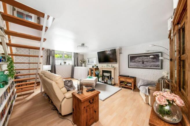 2 bed Terraced for sale Image 7