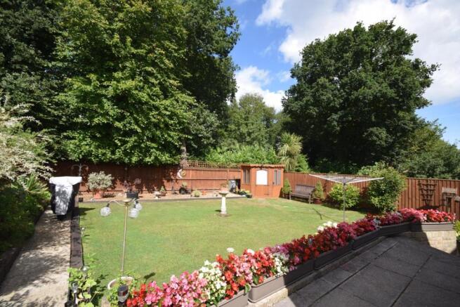 GARDEN..JPG