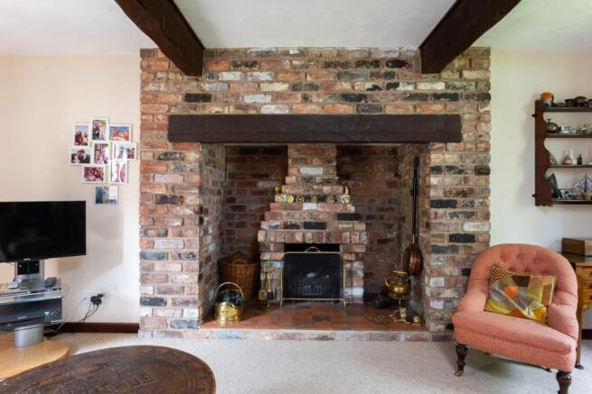 4 bed Detached for sale Image 6