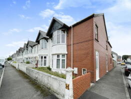 29d, Park Avenue, Porthcawl CF36 3EP