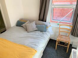 36, Newcombe Road, Southampton SO15 2FS