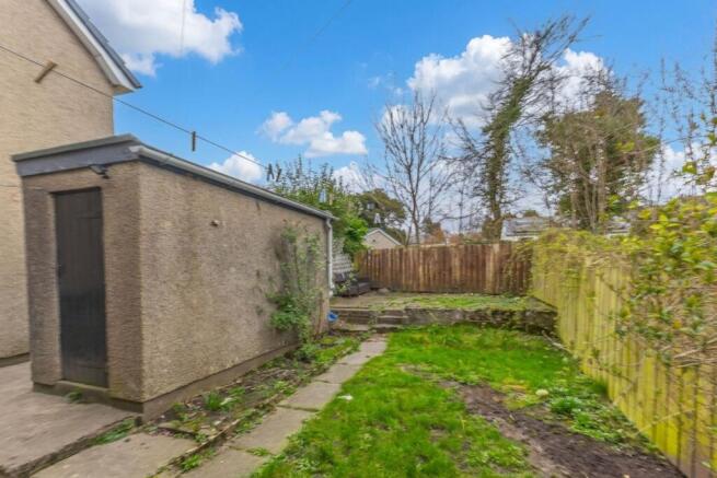 3 bed Semi-Detached for sale Image 4