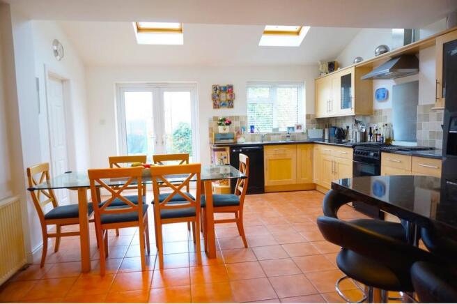 Kitchen / Diner