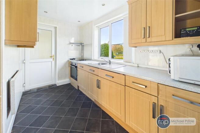 3 bed Semi-Detached for sale Image 4