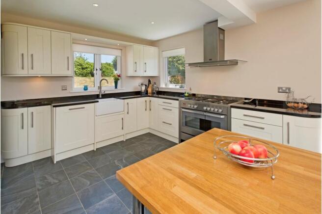 Kitchen / Breakfast