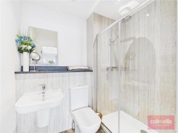 2 bed Ground Flat for sale Image 10