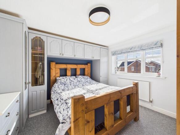 BEDROOM 2