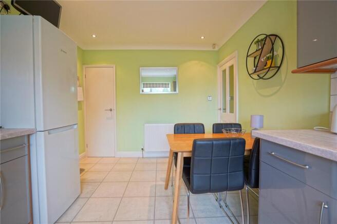 2 bed Bungalow for sale Image 6