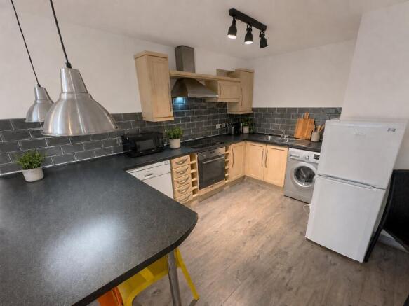 1,15 Hatton - New Ki