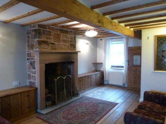 Exposed Stone Features and an Open Fire - Bliss!