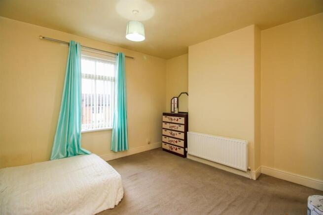 2 bed Terraced for sale Image 6