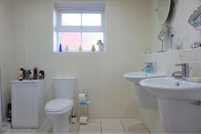 En-suite One