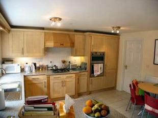 KITCHEN/ BREAKFAST ROOM
