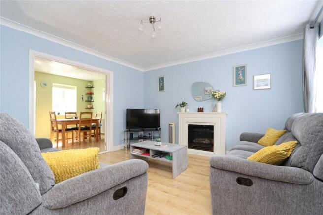 Lowland Road, Tattenhoe, Milton Keynes, MK4 photo 4