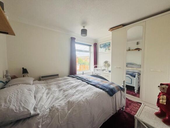 Marlborough Green Crescent, Martham photo 4