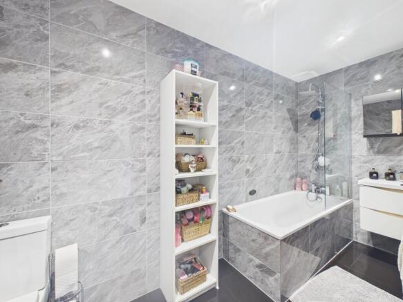 1 bed Apartment for sale Image 8