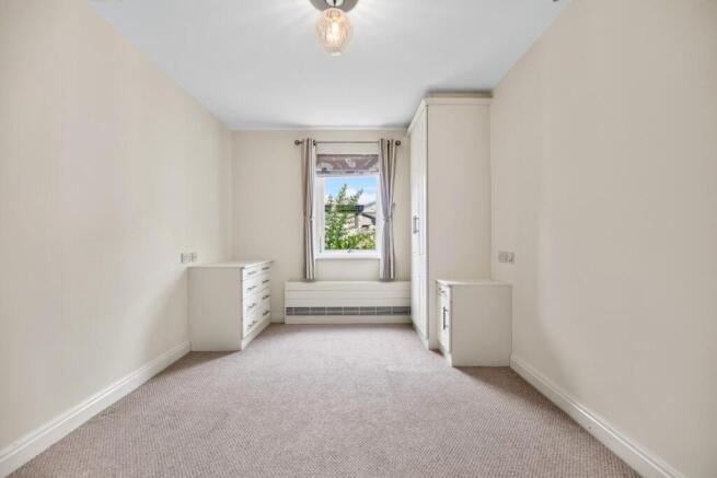 2 bed Apartment for sale Image 5