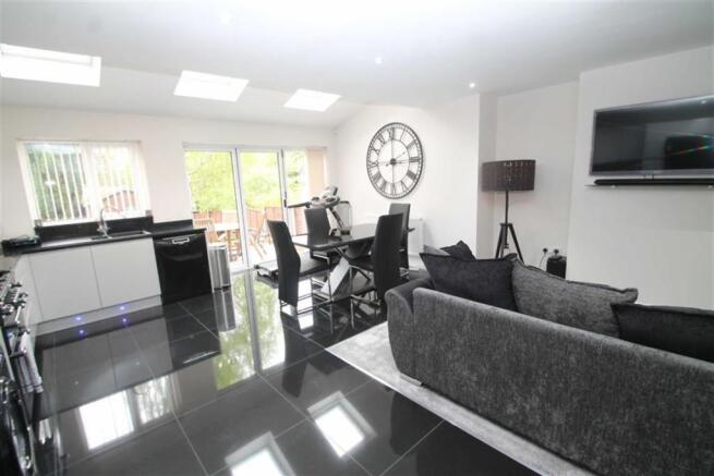 Living/Dining Room