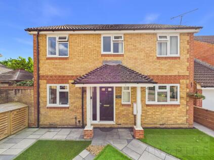 Chapman Road, Maidenbower, RH10