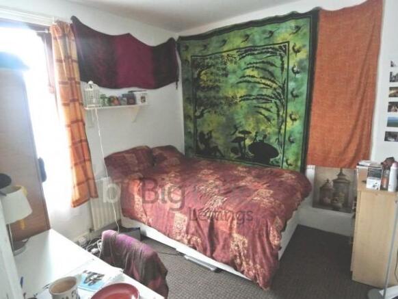 4 bed Terraced to rent Image 6