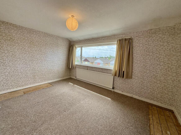 3 bed Semi-Detached for sale Image 5