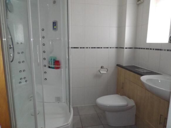 Ensuite